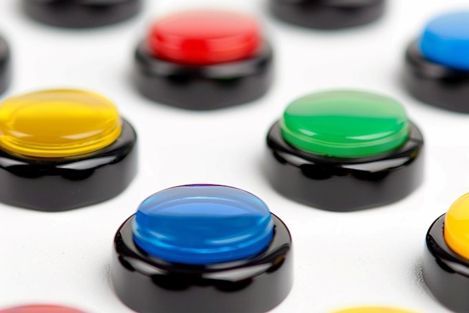 Звуковые игрушки с большими светящимися кнопками