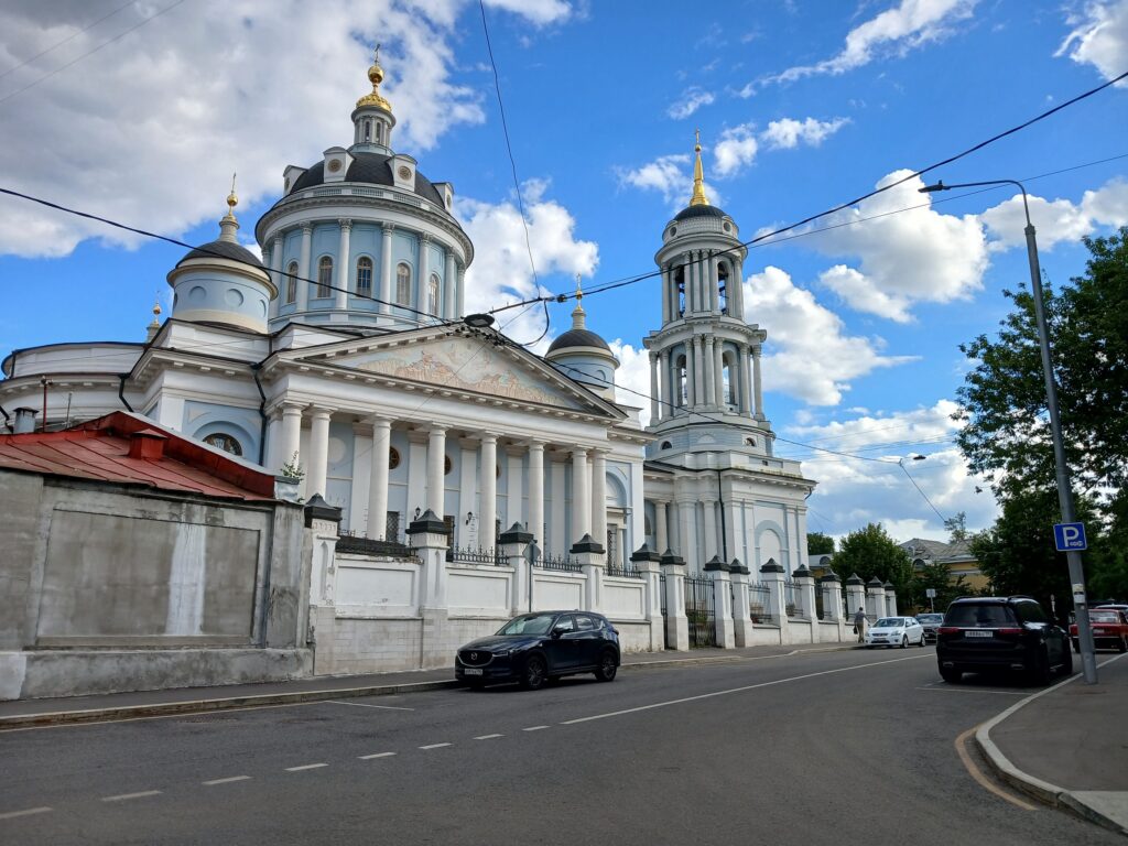Храм Мартина Исповедника в Алексеевской слободе