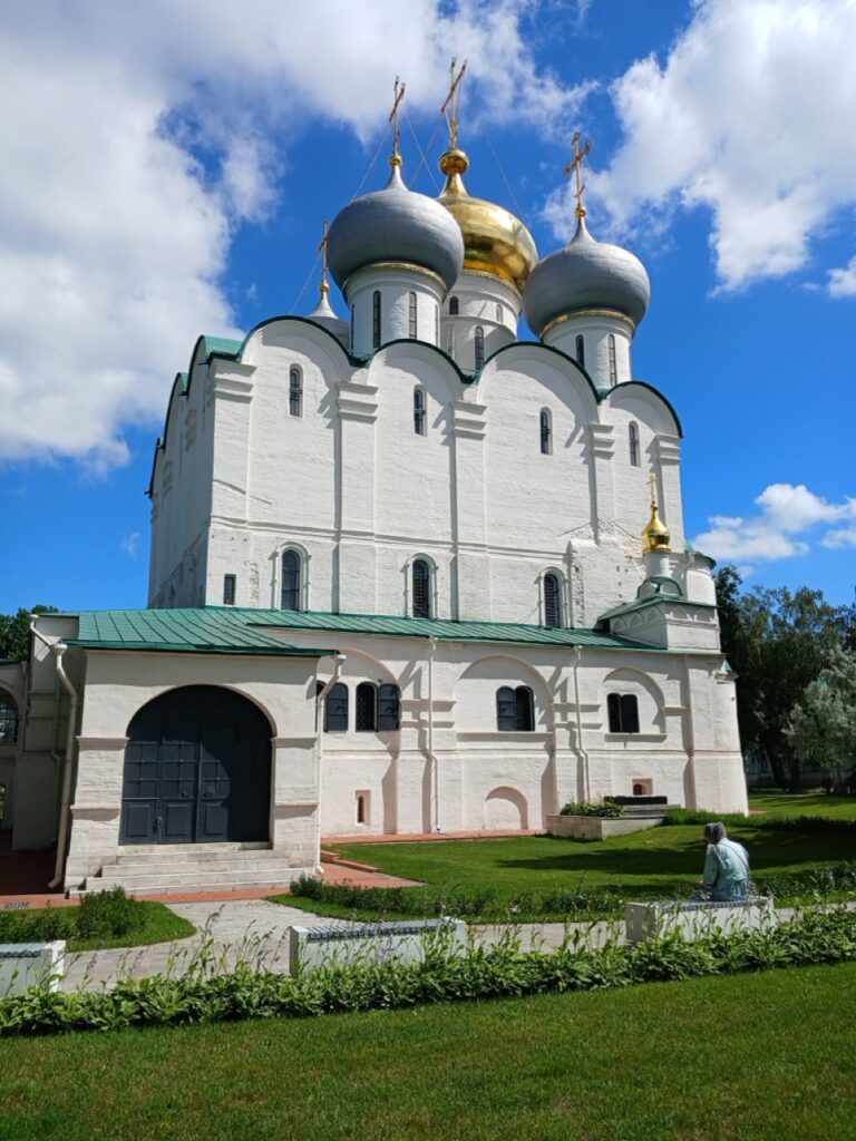 Смоленский собор Новодевичьего монастыря